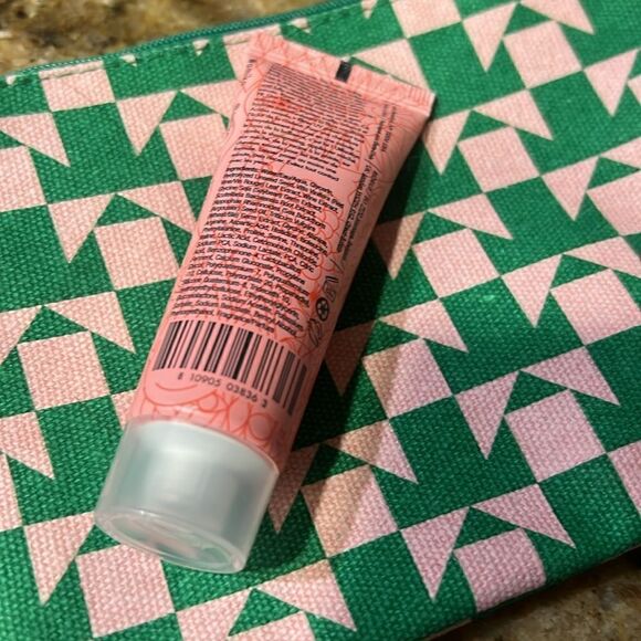 Moisturizing Lotion CLINQUE, Anika Instant Shine Hair Mask & Moscow Mule Perfume - Picture 8 of 10